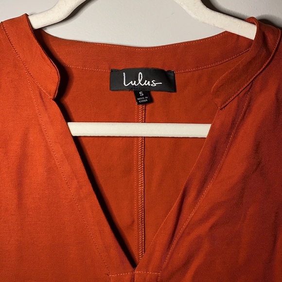 ❌SOLD❌Lulu’s Siesta Rust Orange Short Sleeve Shift Dress - Picture 5 of 5